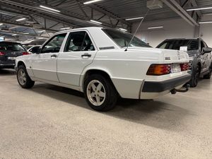 Mercedes 190 bild 3