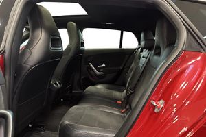 Mercedes CLA200 bild 16