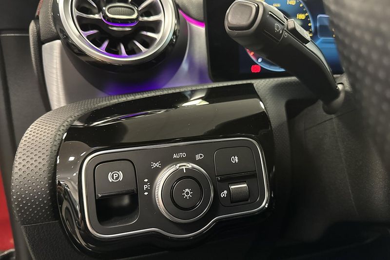 Mercedes CLA200 bild 13
