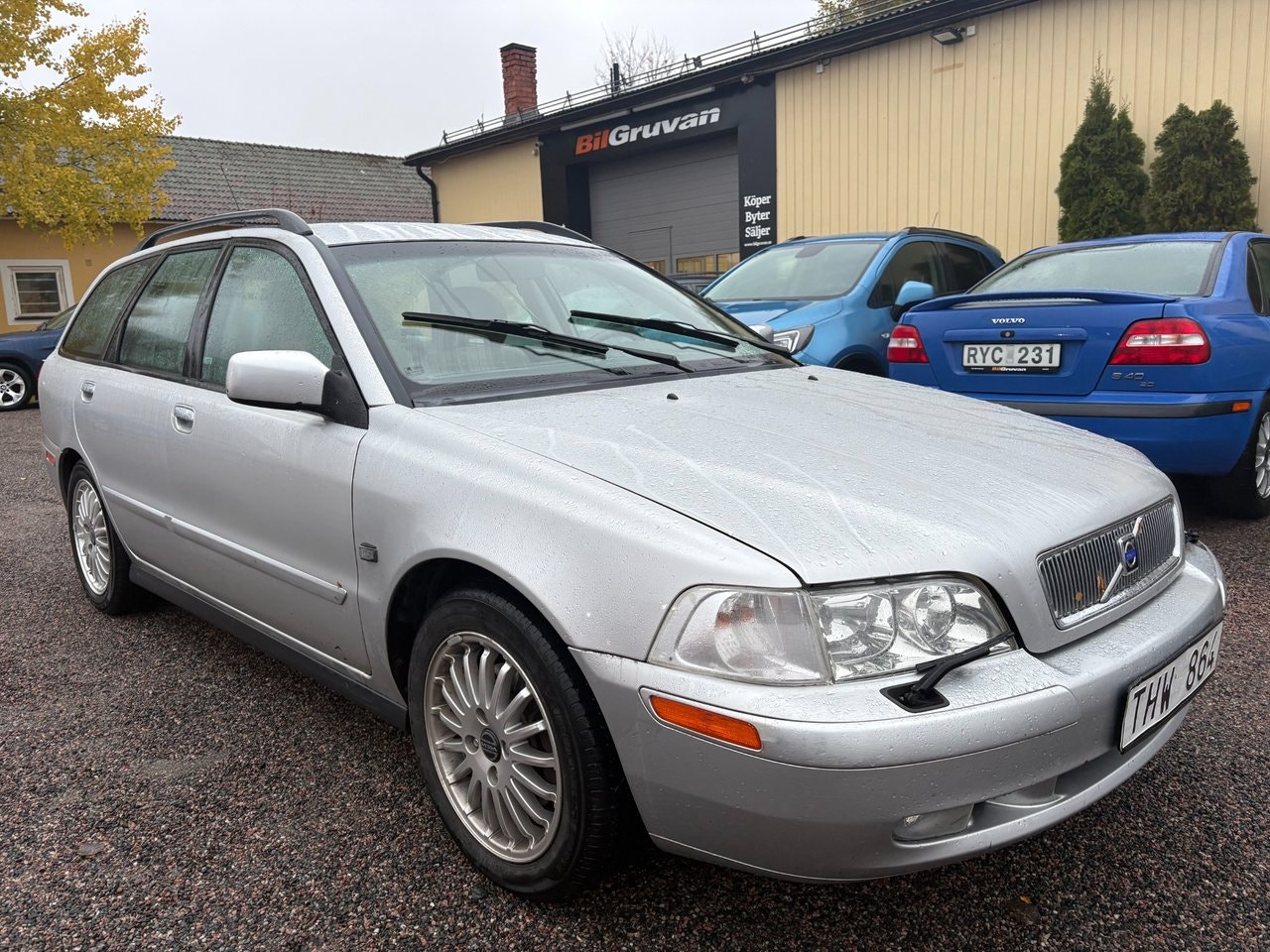 Volvo V40