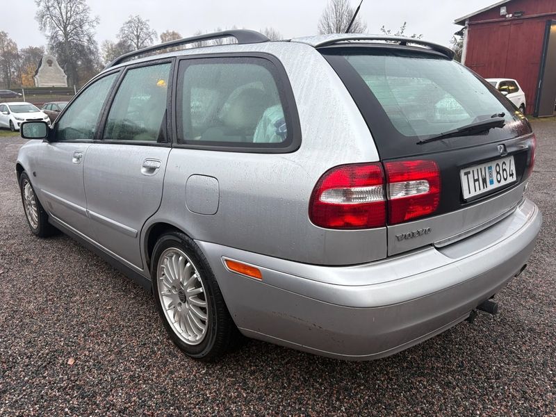 Volvo V40 bild 4