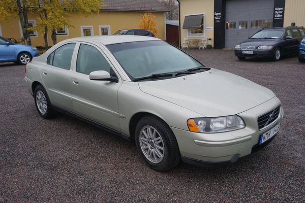 Volvo S60 2.4 Aut 140Hk Kinetic - 2005