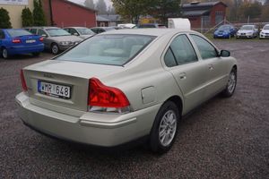 Volvo S60 bild 2