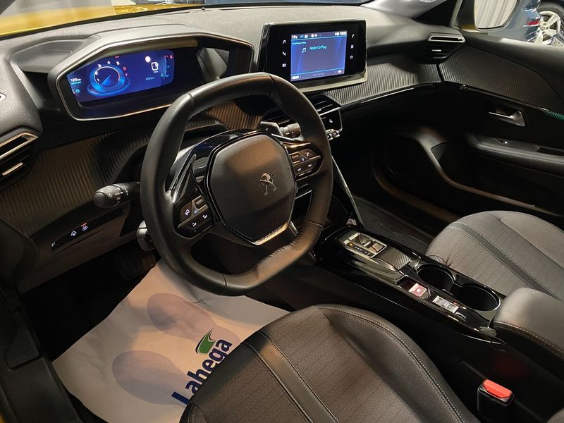 Peugeot 208 bild 10