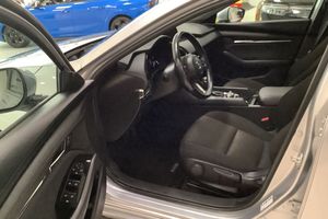 Mazda 3 bild 8