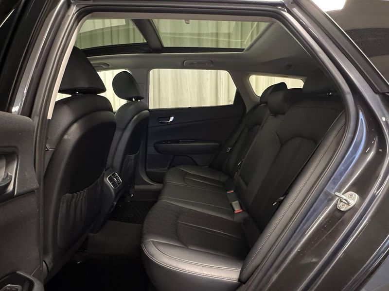 Kia Optima bild 22