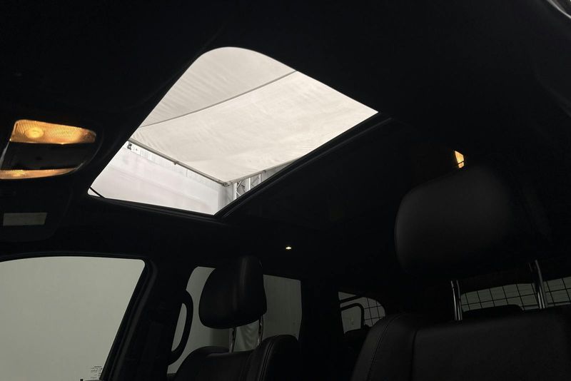 Jeep Grand Cherokee bild 16