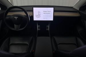 Tesla Model 3 bild 6