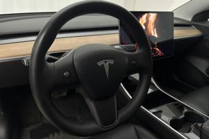 Tesla Model 3 bild 19