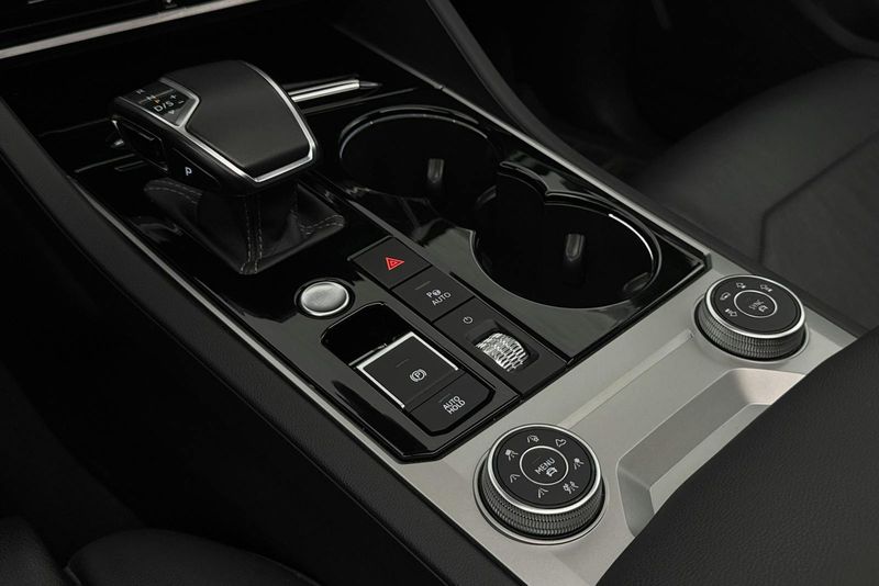 Volkswagen Touareg bild 16