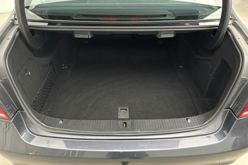 Mercedes E250 bild 9