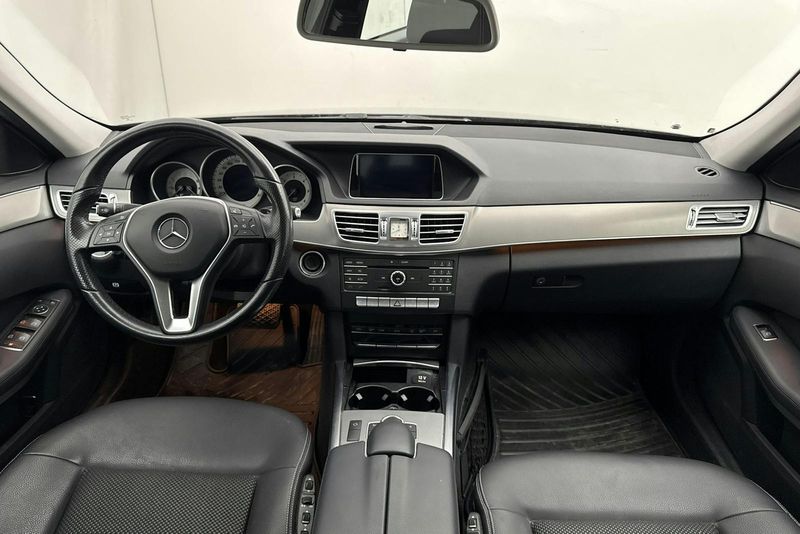 Mercedes E250 bild 6