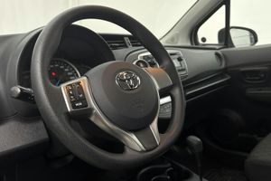 Toyota Yaris bild 12