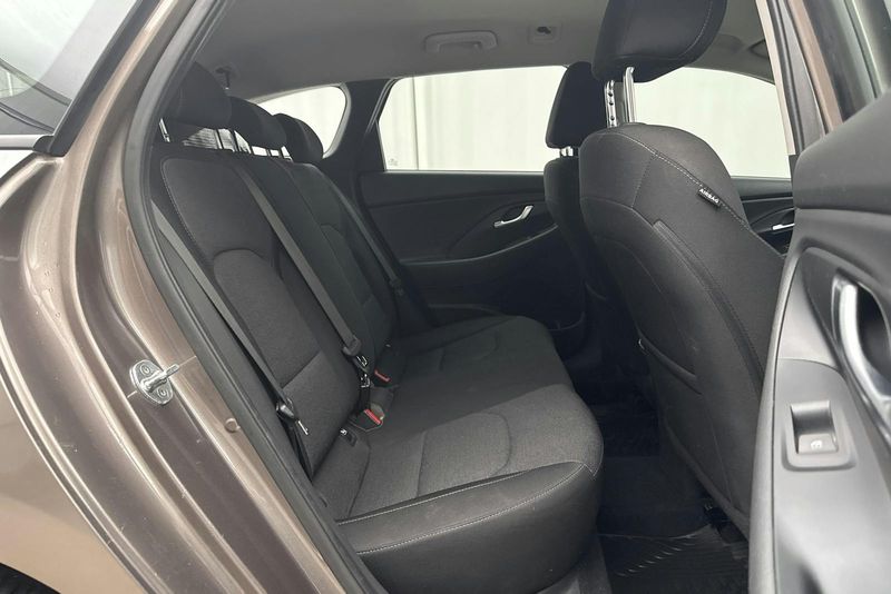 Hyundai i30 bild 8