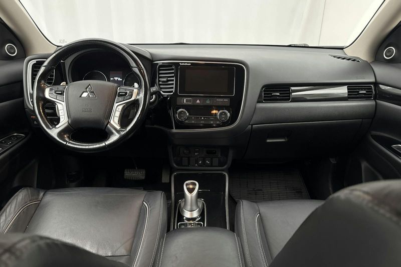 Mitsubishi Outlander bild 6