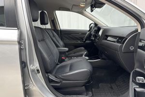 Mitsubishi Outlander bild 7