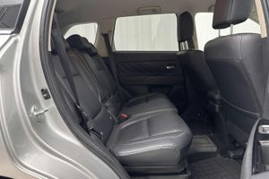 Mitsubishi Outlander bild 8