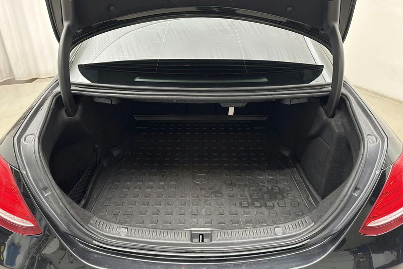 Mercedes E220 bild 9