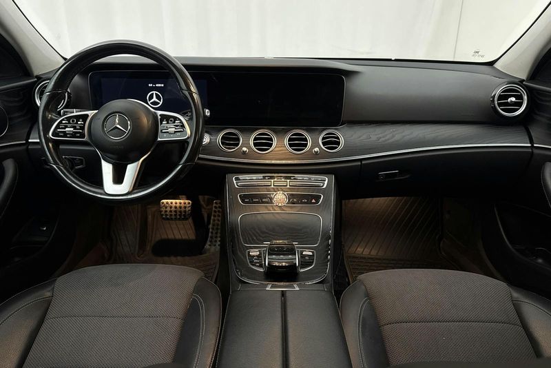 Mercedes E220 bild 6