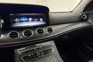 Mercedes E220 bild 17