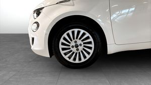 Fiat 500e bild 9