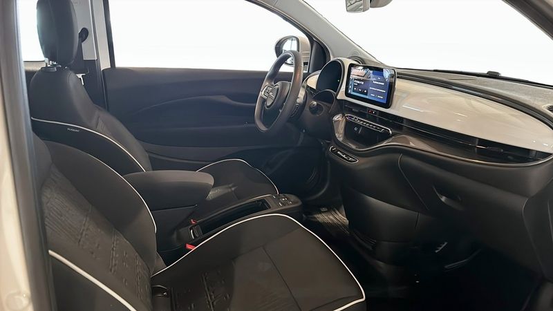 Fiat 500e bild 3