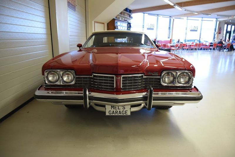 Pontiac Grand Ville bild 4