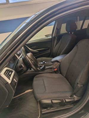 BMW 320 bild 8