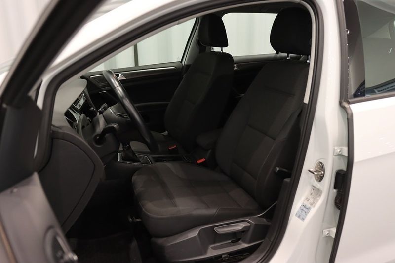 Volkswagen Golf bild 8