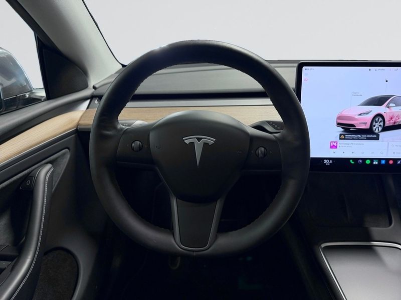Tesla Model Y bild 14