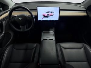 Tesla Model Y bild 12