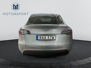 Tesla Model Y bild 7
