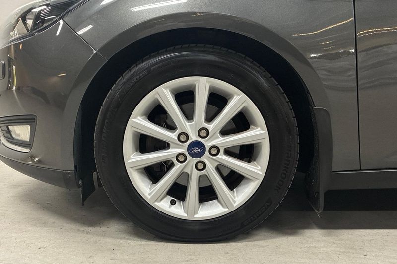 Ford Focus bild 11