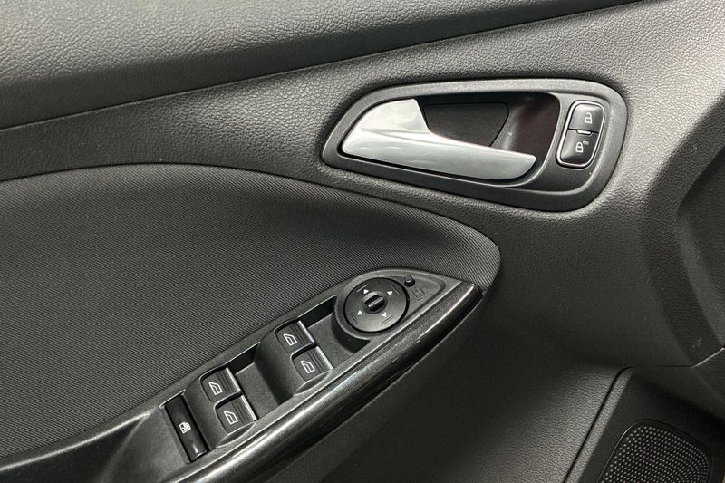 Ford Focus bild 26