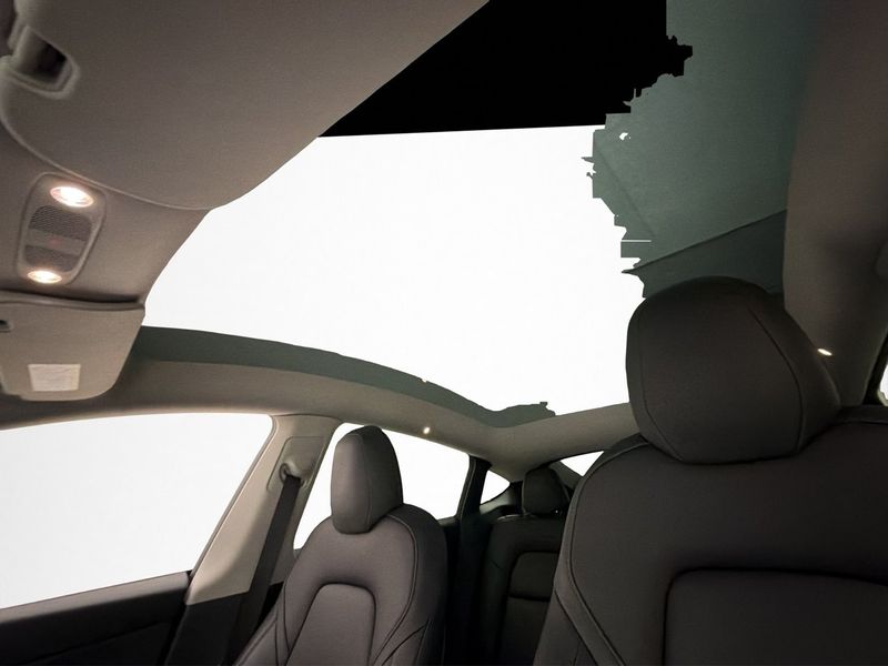 Tesla Model Y bild 13