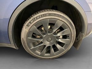 Tesla Model Y bild 29
