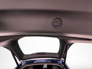 Tesla Model Y bild 26