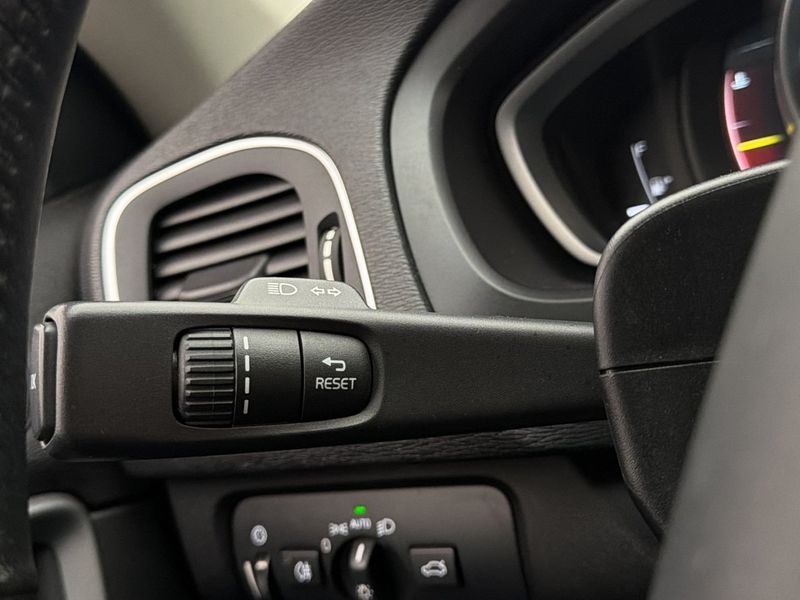 Volvo V40 bild 14
