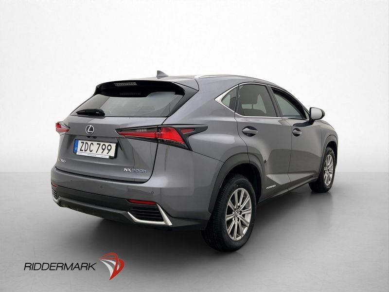 Lexus NX bild 8