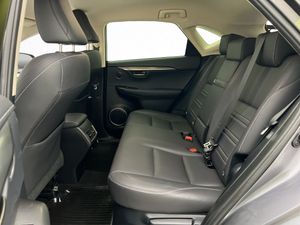 Lexus NX bild 27