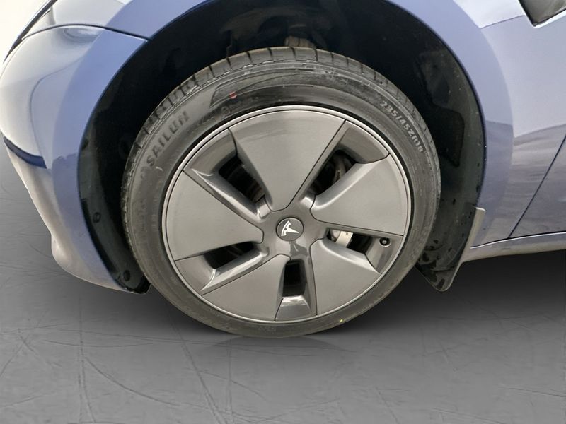 Tesla Model 3 bild 29