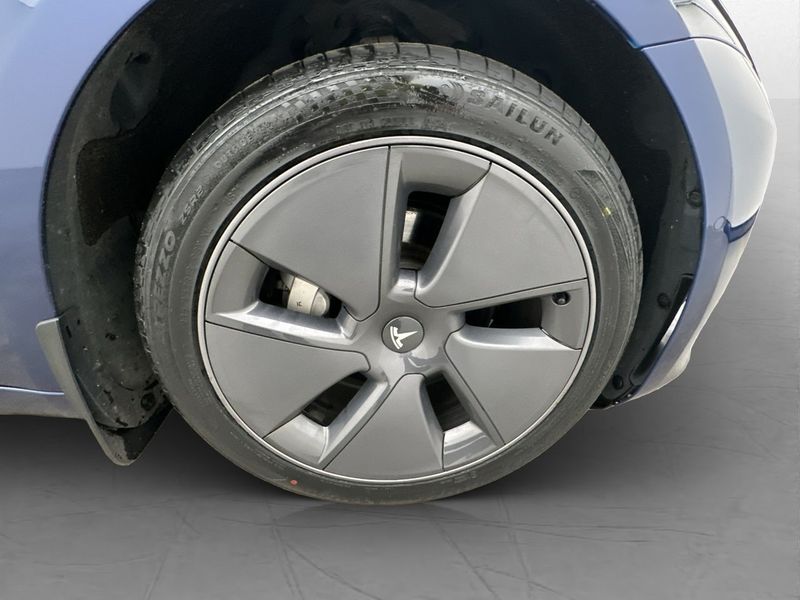 Tesla Model 3 bild 32