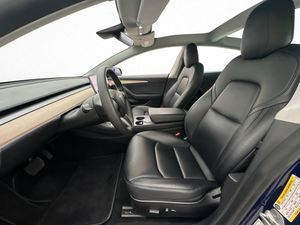 Tesla Model 3 bild 12