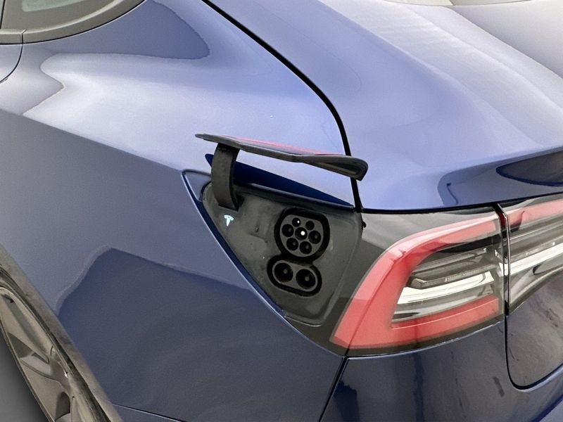 Tesla Model 3 bild 28