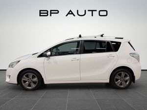 Toyota Verso bild 2
