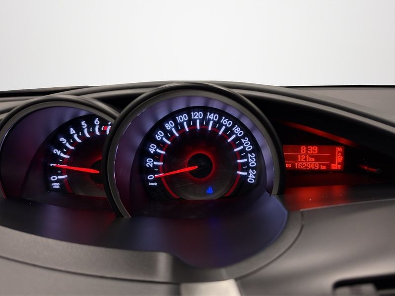 Toyota Verso bild 16