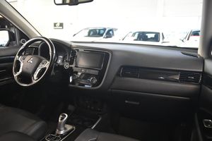 Mitsubishi Outlander bild 9
