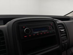 Renault Trafic bild 17
