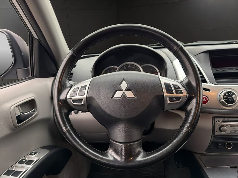 Mitsubishi L200 bild 16