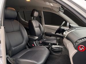 Mitsubishi L200 bild 26